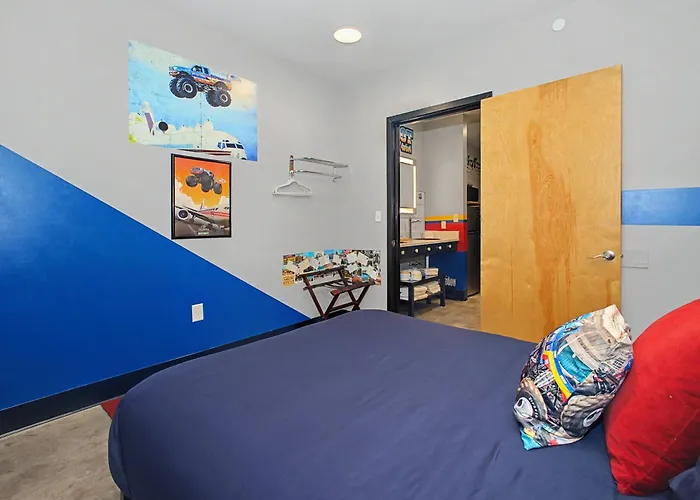 Bigfoot Monster Truck Suite In Bigfoots Home Town Pacific