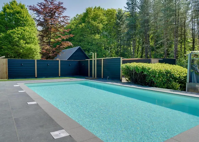 Glamping Lodge With Eco-Wellness Zeewolde