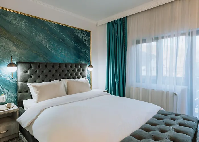 Suru Hotel & Restaurant Busteni