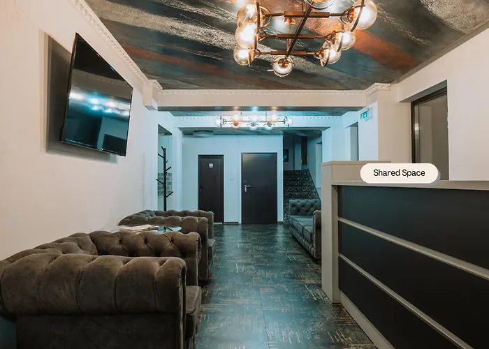 Suru Hotel & Restaurant Busteni