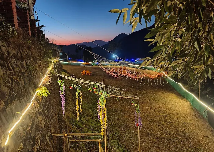 Hotel Burans & Restaurant Chakrata