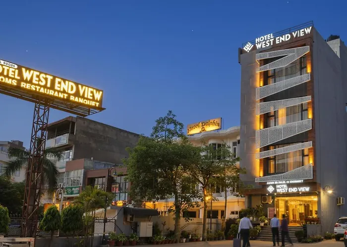 Hotel West End View A Unit Of Hotel Sc Residency Zirakpur