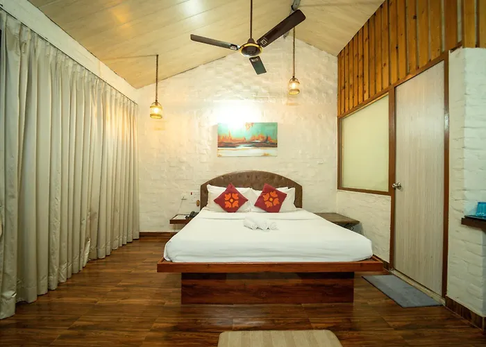 Saveda Farm & Cottages Karjat