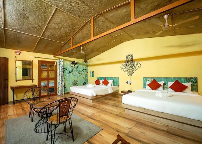 Saveda Farm & Cottages Karjat