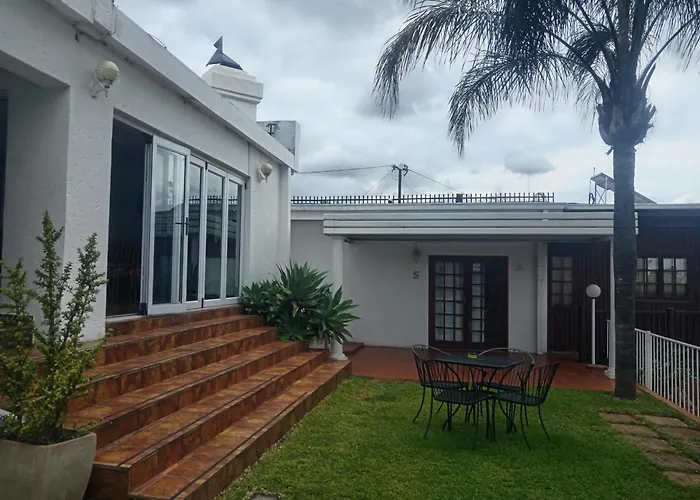 Palm View Guest House Pretoria