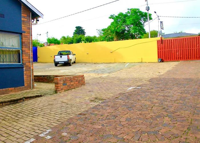 Zabalaza Guesthouse Roodepoort