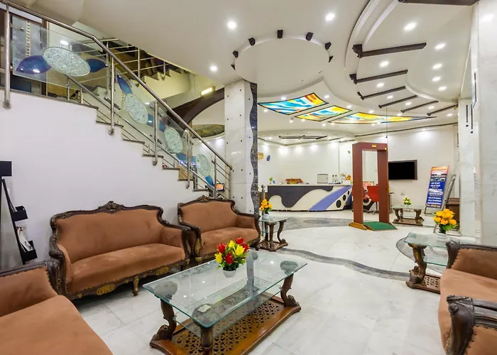 Hotel Legend International -Just A Min Walk From New Delhi Railway Station