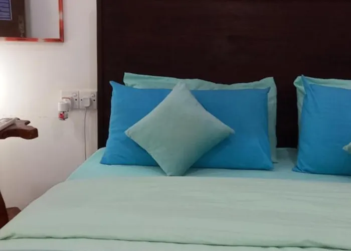 Elena Garden Resort And Restaurant Trincomalee