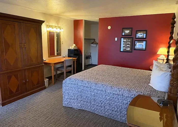 Clover Creek Inn Montpelier