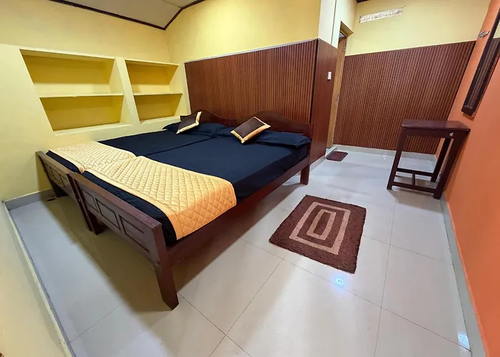 Honeybee Homestay By The Jungle Stay Groups Valparai