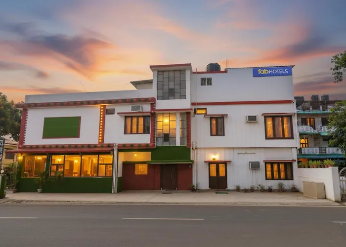 Fabhotel Limewood Dehradun