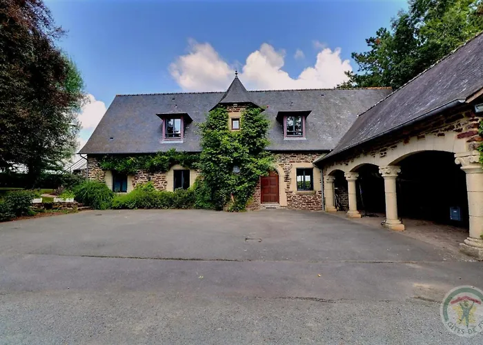 Bed and Breakfast Manoir de la droulinais à Bruz