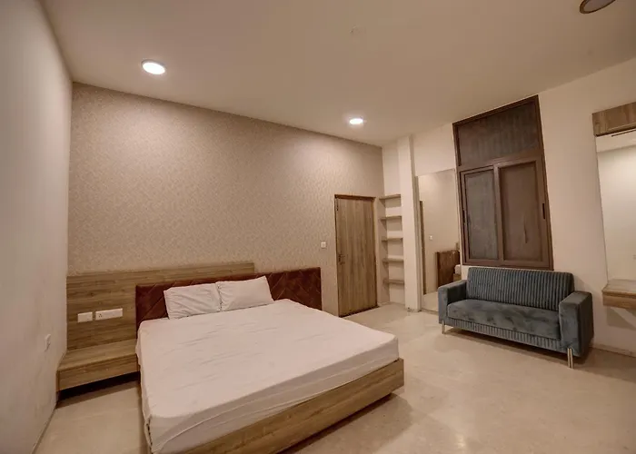 Vrr Astoria Hotel & Convention Center Jigani