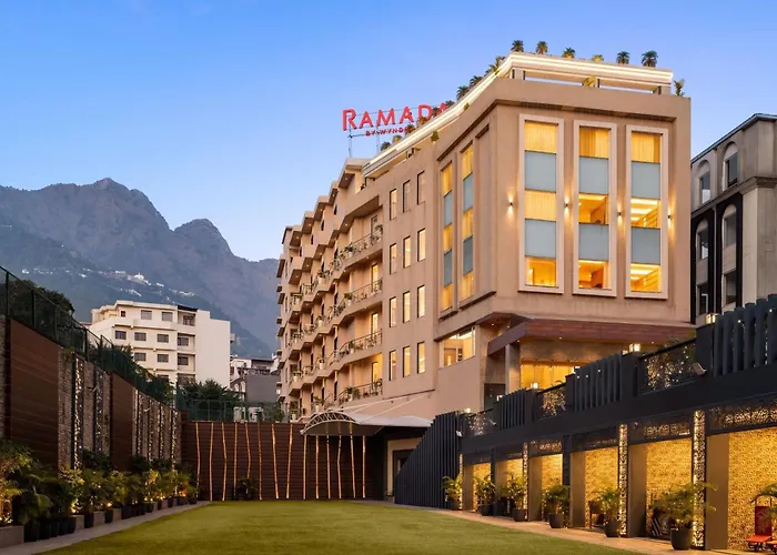 Ramada By Wyndham Katra Station Road Hotel