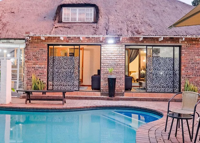 Urbanzuluhouse Hotel Johannesburg