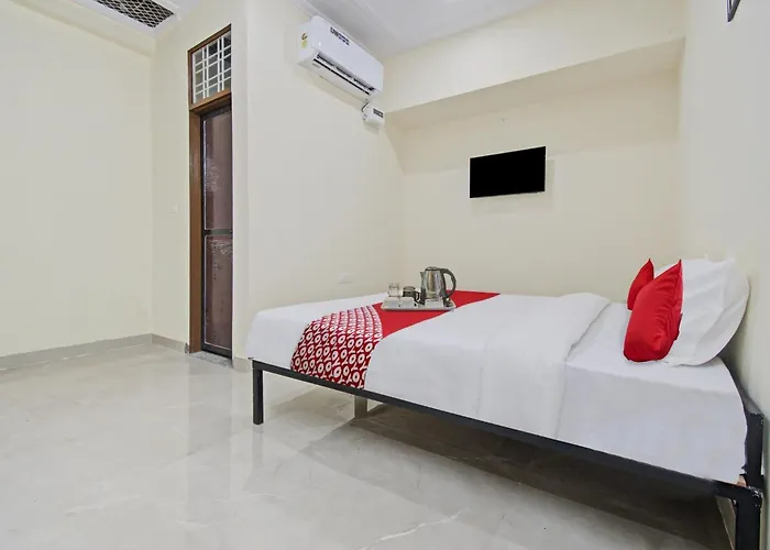 Hotel O Green Apple Jaipur