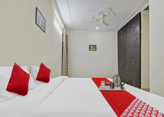 Hotel O Green Apple Jaipur
