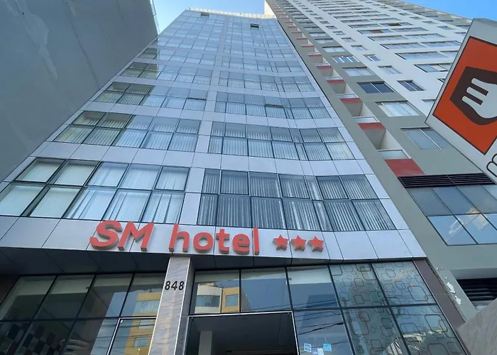 Sm Hotel Plus Lima