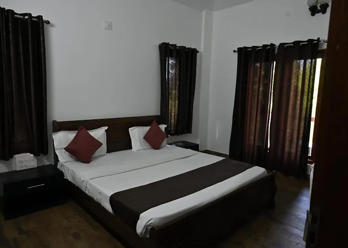 Chandragiri Heritage Bungalow And Cottages Vaduvanchal