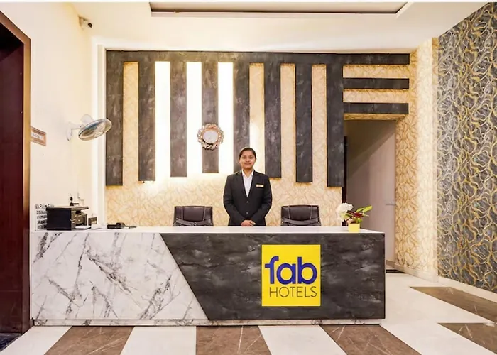 Fabhotel Palm Bliss Kanpur