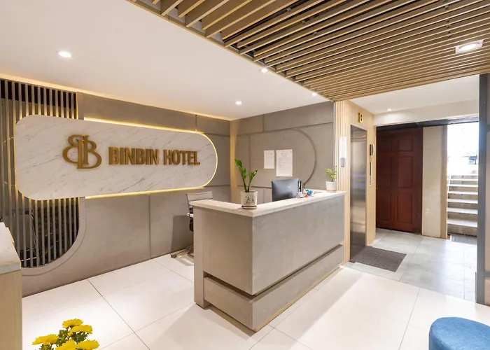 Bin Bin Hotel 8 - Near Sunrise City TP. Hồ Chí Minh