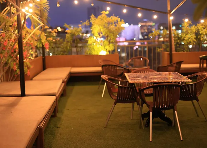 California Saigon Hotel & Rooftop Pool Ho Chi Minh City