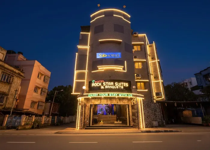 Fabhotel Prime Rockstar Suites - Nr Park Circus 7 Point Kolkata