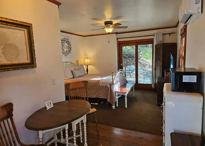 Oak Hill Inn Julian
