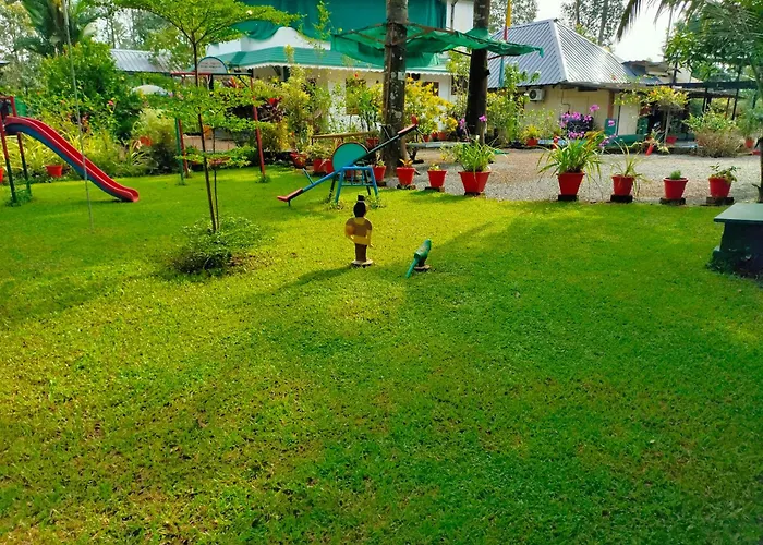 Kuttickattil Pool Home Stay Kumarakom