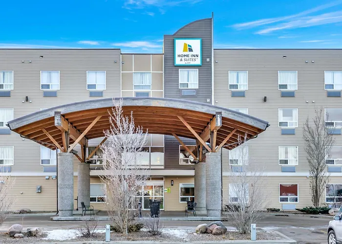 Home Inn And Suites Lloydminster