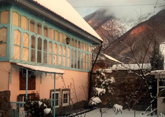 Guest House Ruh Achari Sheki