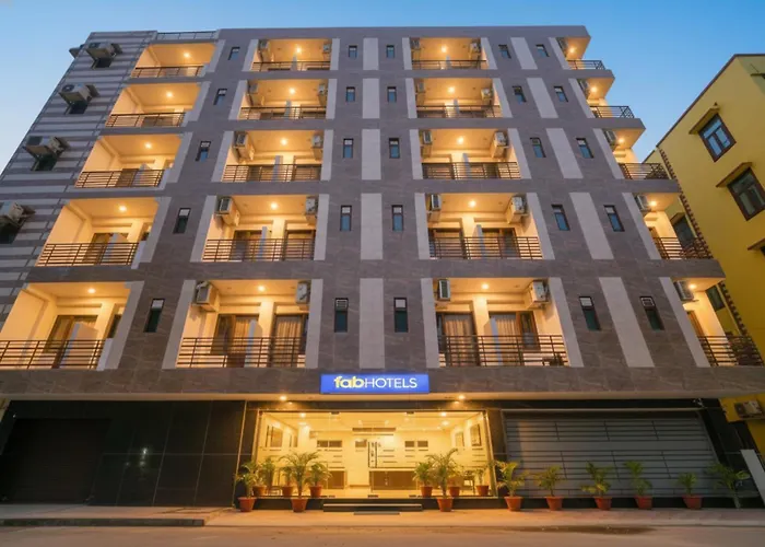 Fabhotel New Silver Crown New Delhi
