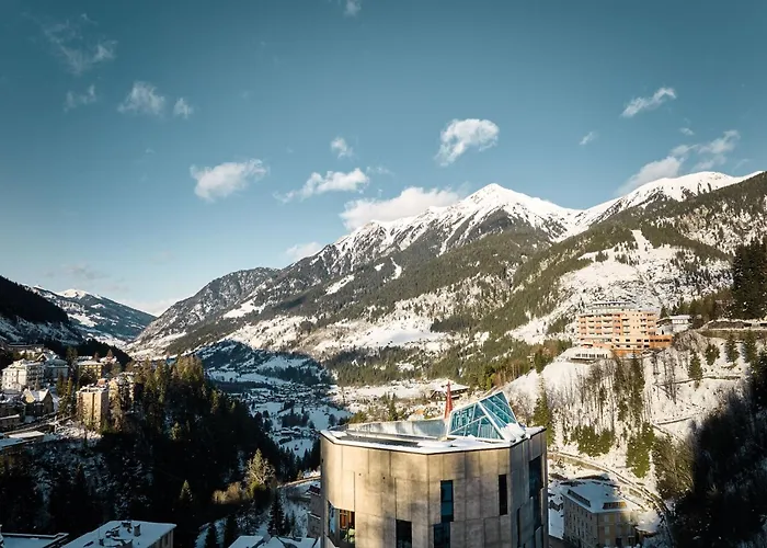 Urban Nature Bad Gastein - Badeschloss