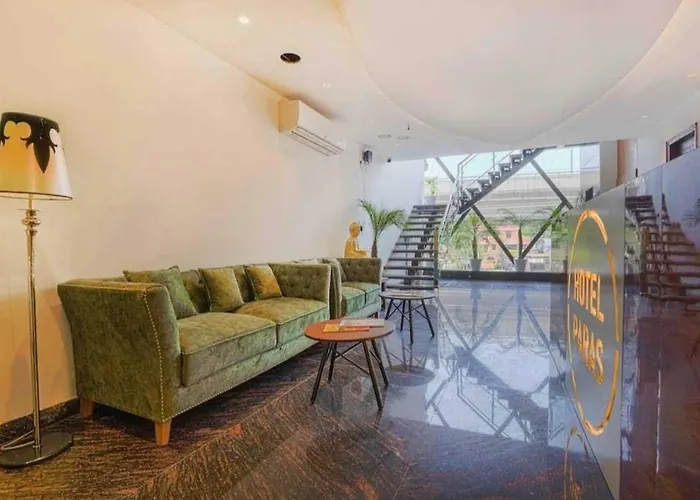 Hotel Paris Chandigarh Zirakpur