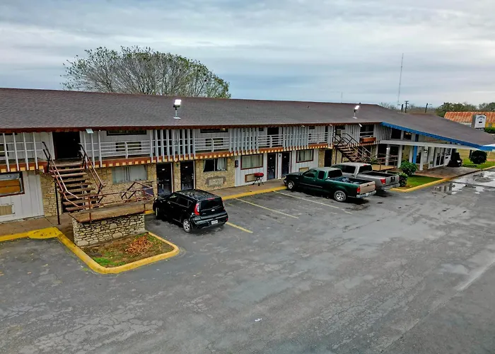 Cannon Inn By Capital O Gonzales Tx