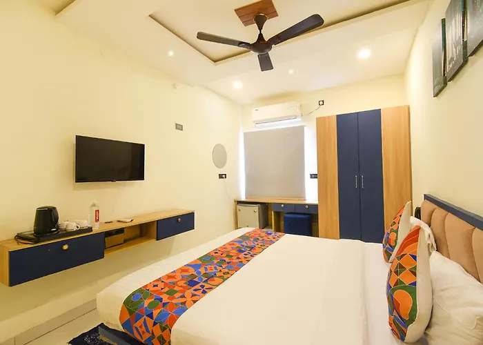 Fabhotel Lake View Castle Warangal
