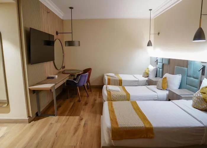 فندق رؤيا الاندلس النخبة - Roaya Alandalus Elite Hotel Medina