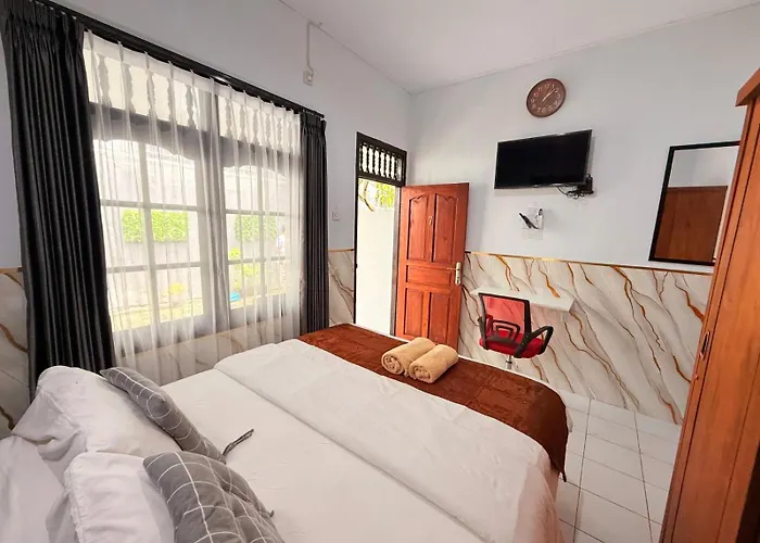 Rumah Kayu Putih Sanur 
