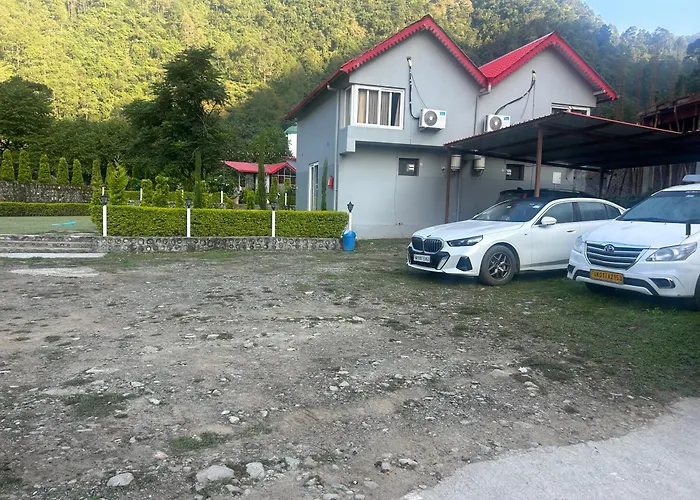 Purna Boutique Resort - Luxury Villa, Private Pool Bhimtal