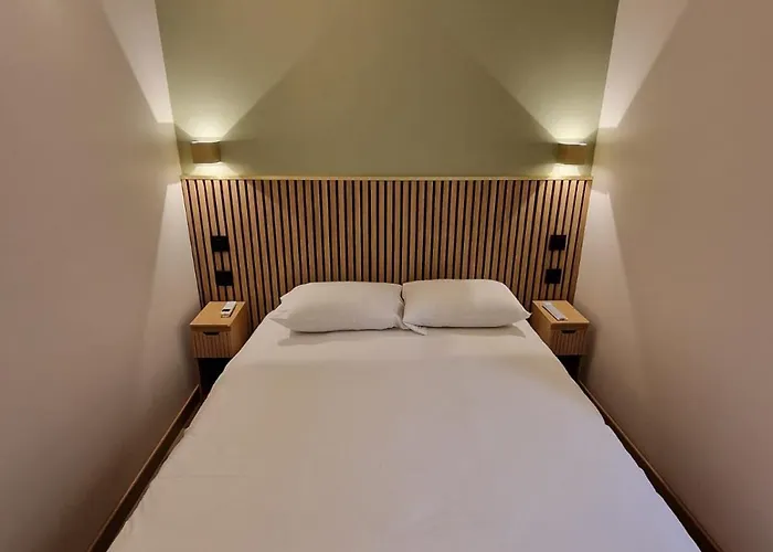 Hotel Du Centre Marseille