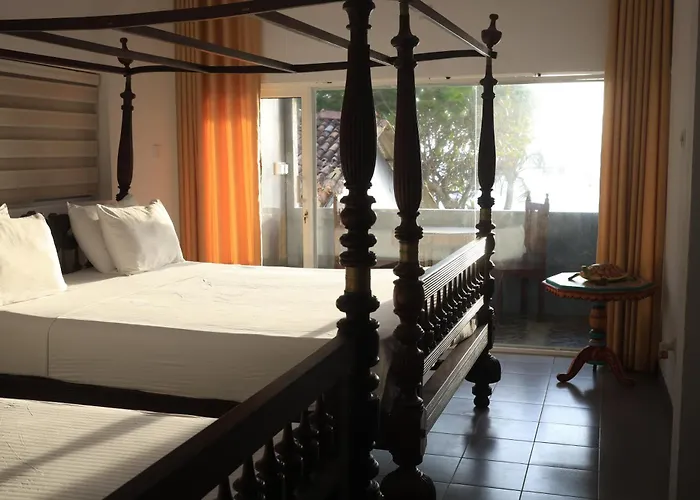 Sea Crest Beach Villa Ambalangoda 