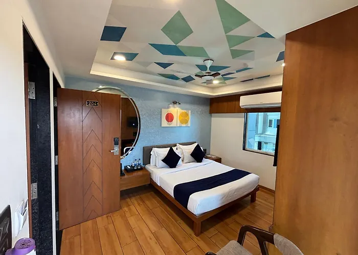 The Scenic Unity Hotel Garudeshwar