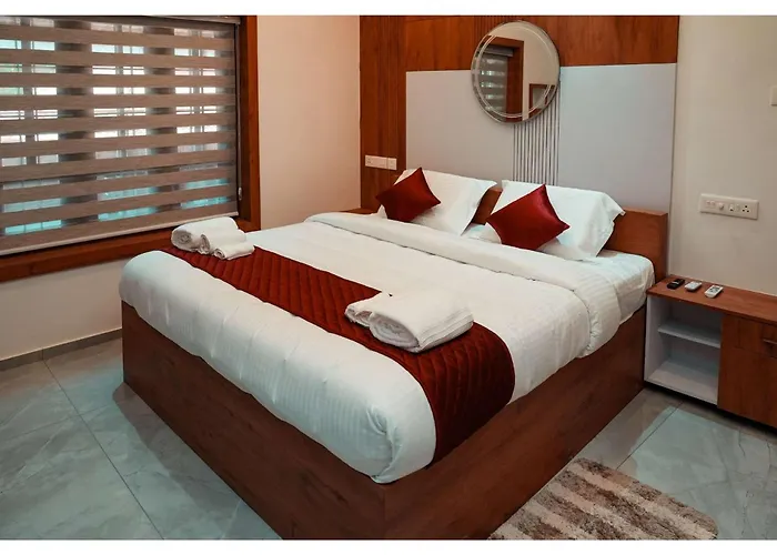 Kalloos Island Backwater Resort Kollam