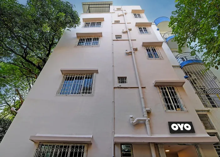 Hotel O Golden Palace Kolkata