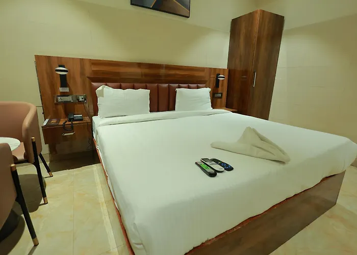 Hotel Svm Grand Ramanthapur Hyderabad