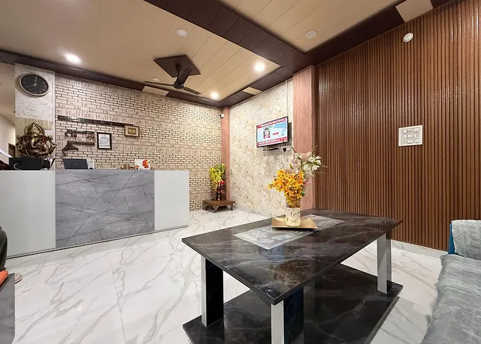 5 Petals Hotel Varanasi