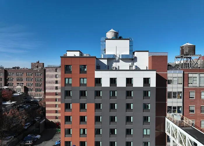 Holiday Inn Express & Suites Bronx - Barnabas Area By Ihg New York