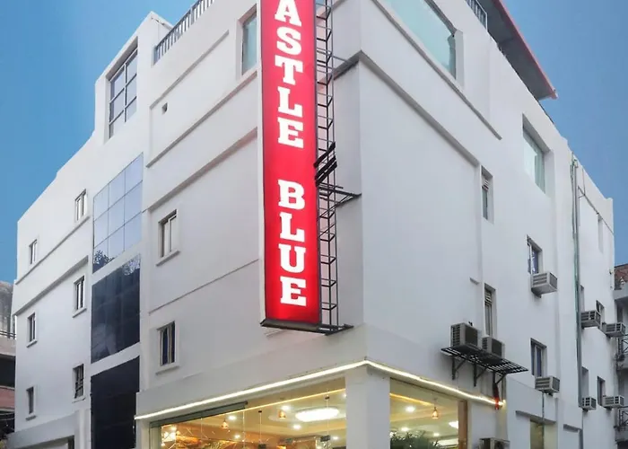 Castle Blue By Excellent Hospitality Otel Yeni Delhi