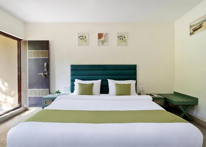 Stone Wood Premier Dandeli Hotel