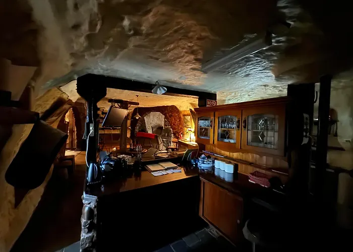 Di'S Dugouts Hotel Coober Pedy